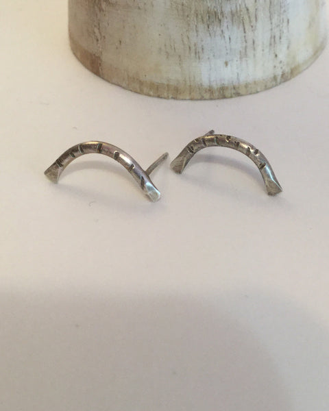 Curved Bar Earrings